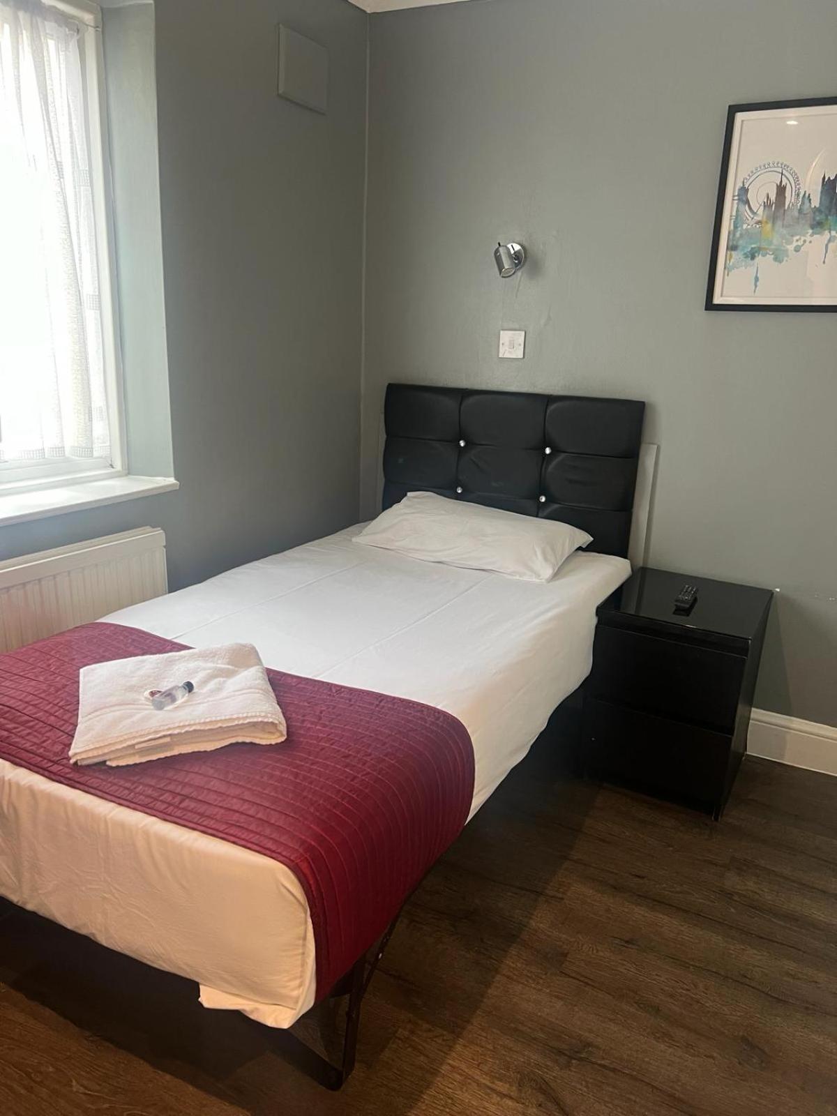 Saba Rooms And Apartments 伦敦 外观 照片